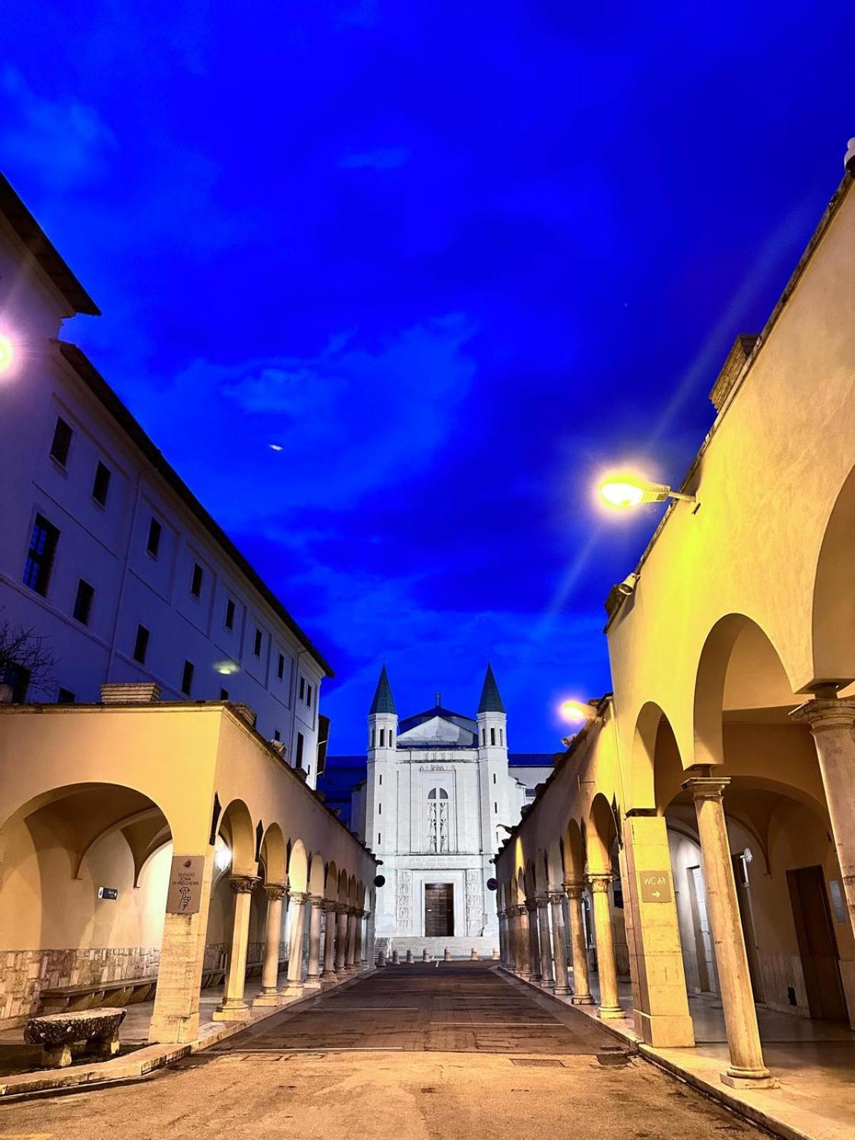 B&B Palazzo Sassatelli Cascia Buitenkant foto